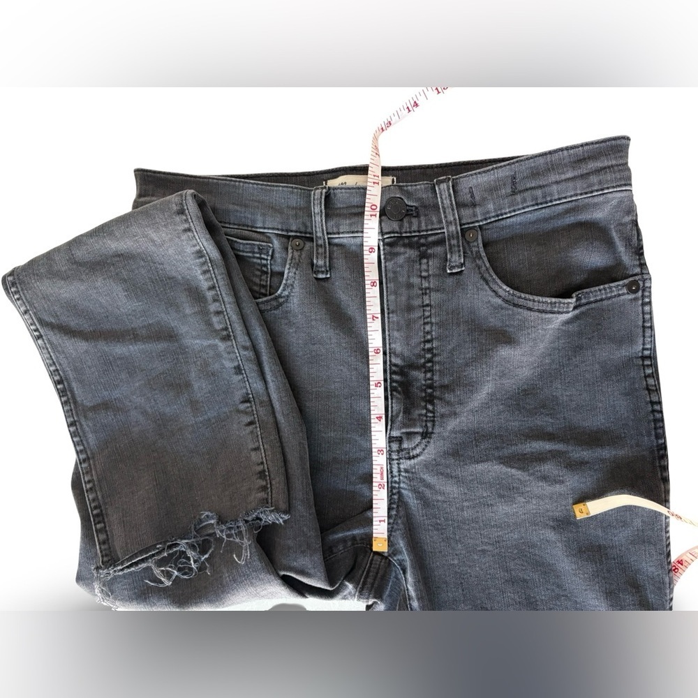 Madewell Stovepipe Jeans in Banberry Wash: Raw-Hem Edition | Size 29 - Picture 7 of 16